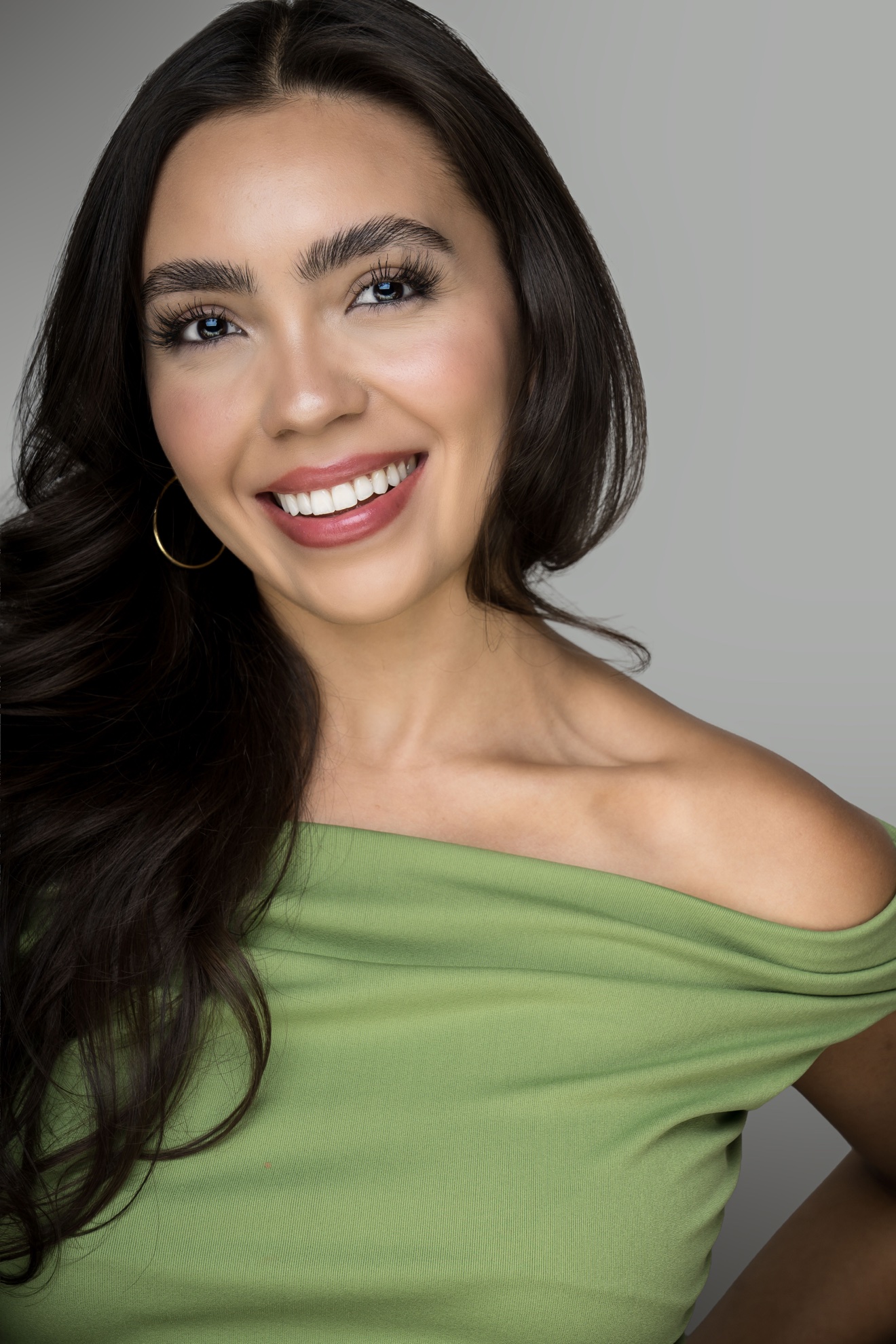 Chelsey Carlson — Headshot — Smiling